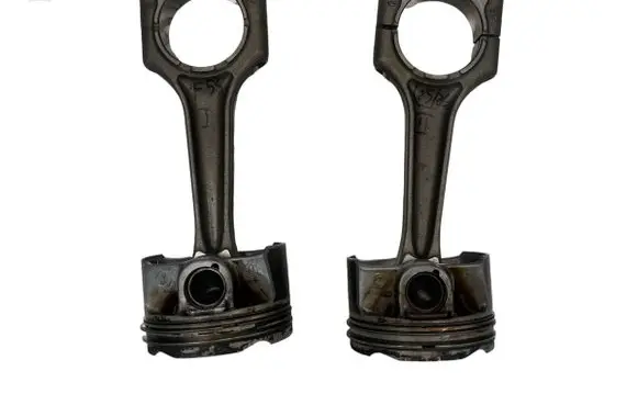 Mini Clubman F54 Piston with connecting rod 7610223 8618502