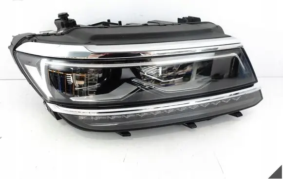 Volkswagen Tiguan Headlight/headlamp 5NN941082C