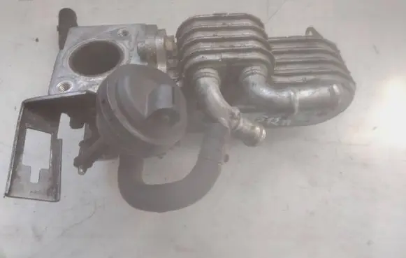 Audi A6 S6 C6 4F EGR valve cooler 059131512H