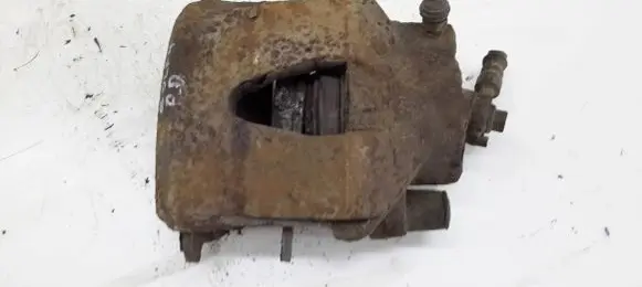 Volkswagen Golf IV Front brake caliper