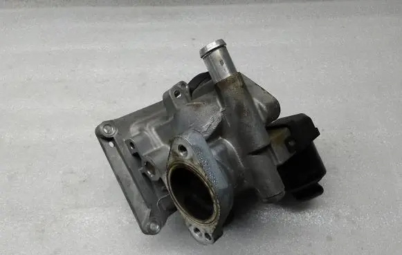 Volvo XC60 EGR valve cooler 31422119