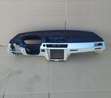 BMW 3 E90 E91 Dashboard