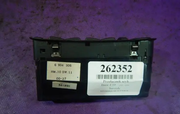 BMW 5 E39 Quarter vent window switch 6904306