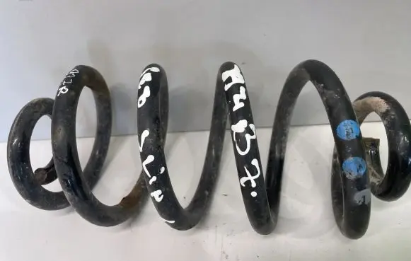 Audi A4 S4 B7 8E 8H Rear coil spring