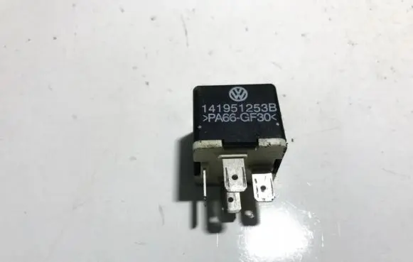 Skoda Octavia Mk2 (1Z) Other relay 141951253b