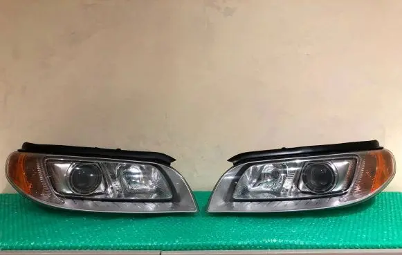 Volvo S80 Headlights/headlamps set 31283916 31283915
