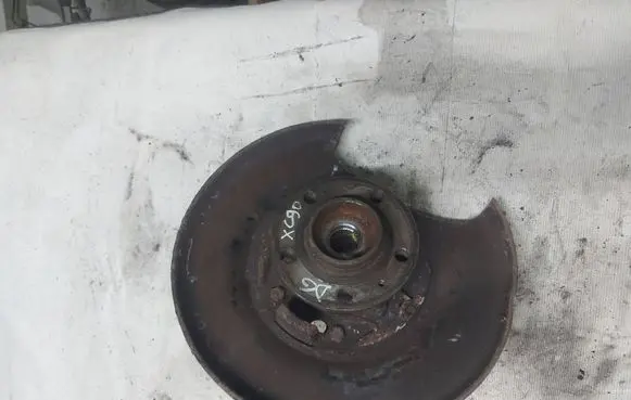 Volvo XC90 Rear wheel hub spindle/knuckle 