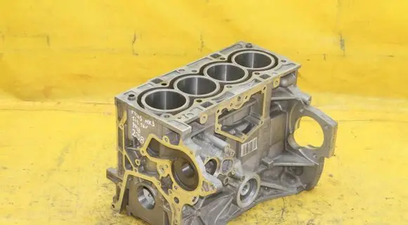 Ford Focus Engine block 