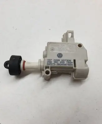 Audi A6 S6 C6 4F Central locking motor 3B0959782A