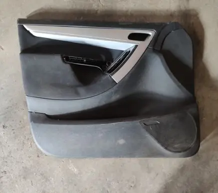 Citroen C4 I Picasso Front door card panel trim 96599484ZD