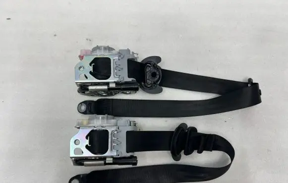 Audi Q7 4M Front seatbelt