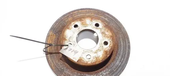 Nissan Primera Rear brake disc neventiliuojamas