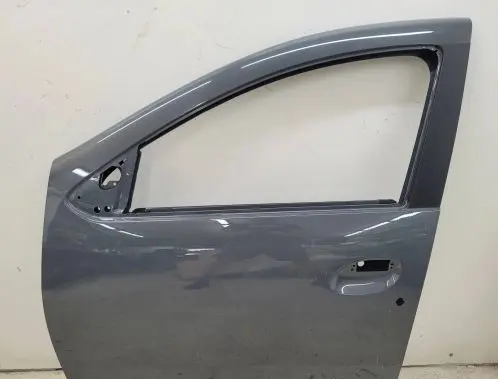 Renault Sandero II Front door