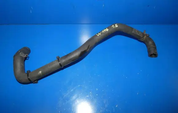 Mercedes-Benz A W176 Engine coolant pipe/hose A2468304396