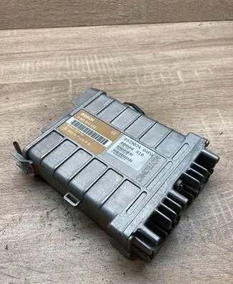 Audi 80 90 B3 Engine control unit/module ECU 893907404PA 0261200242