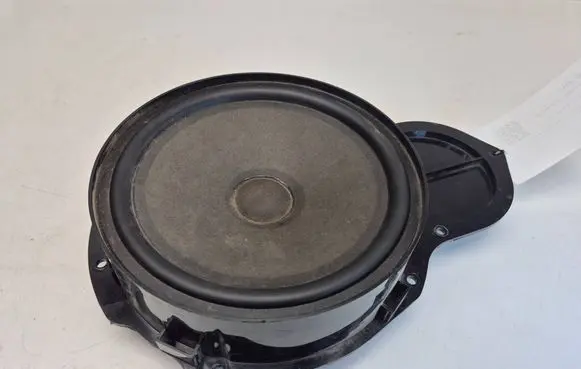 Volkswagen PASSAT B6 Front door speaker 3C8035454 5W410902