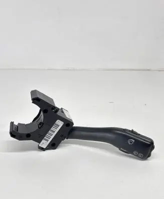 Volkswagen Golf IV Wiper control stalk 4B0953503H CZK0301202032