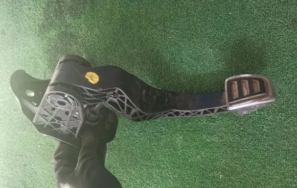 Volkswagen Polo V 6R Clutch pedal 6C1721059N