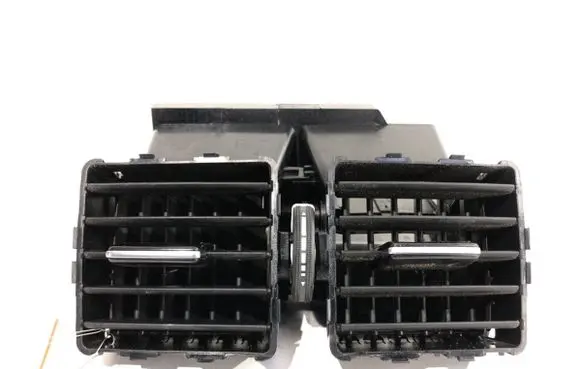 Mercedes-Benz GLE (W166 - C292) Rear air vent grill A1668300554