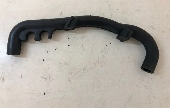 Citroen C5 Breather hose/pipe 4R8Q6C717AC