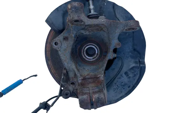 BMW 5 E60 E61 Front wheel hub spindle knuckle