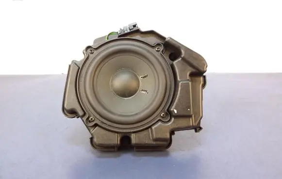 Audi A8 S8 D4 4H Subwoofer speaker