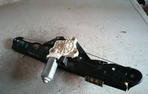 Mercedes-Benz E W211 Rear door window regulator with motor A2118202442