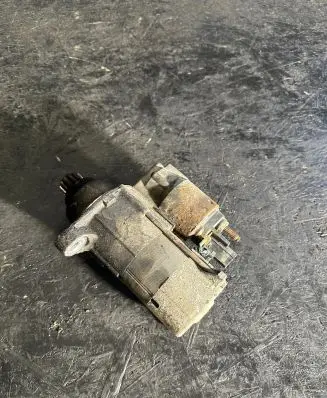 Volkswagen PASSAT B6 Starter motor