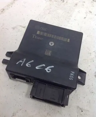 Audi A6 S6 C6 4F Gateway control module 4F0907468D