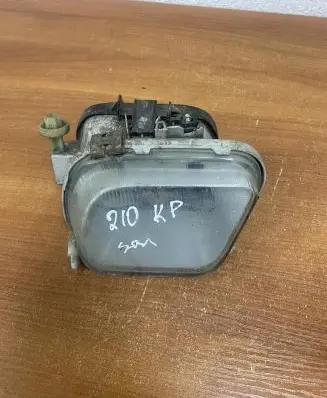 Mercedes-Benz E W210 Front fog light 1305219061 E357