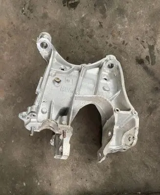 Audi A6 S6 C8 4K Engine mounting bracket 80A399295S