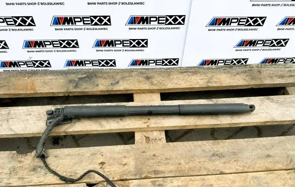 BMW 3 F30 F35 F31 Tailgate strut 7432373