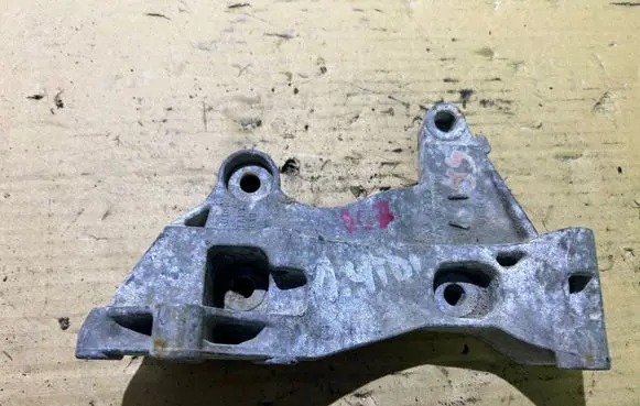 Volkswagen Polo Generator/alternator bracket 045903143D