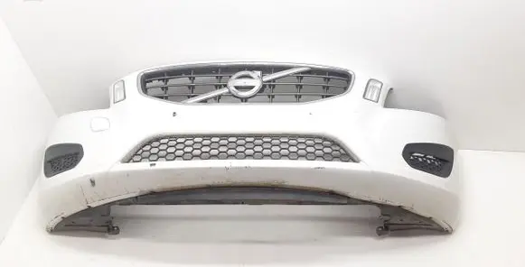 Volvo V60 Front bumper 30795006