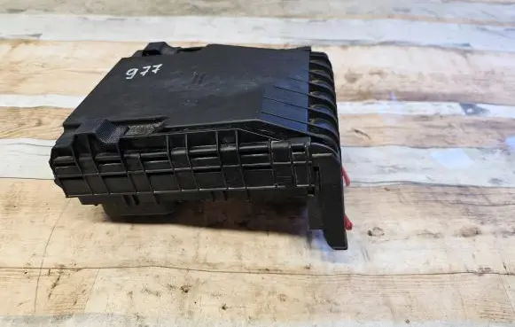 Volkswagen Touran I Fuse box set 1K0937820B 1K0937821D 1T1937535S