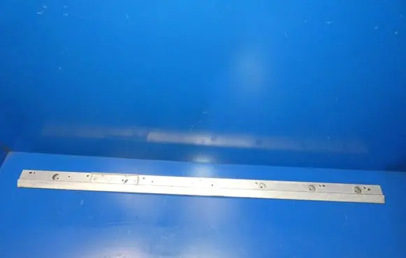 Jaguar XJ X351 Sill supporting ledge AW93F32225AC
