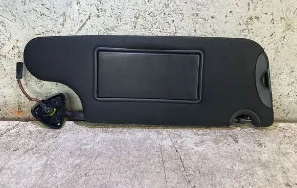 Sun visor