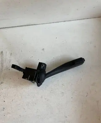 Volkswagen PASSAT B7 Wiper control stalk 1K0953519J