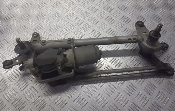 Honda Accord Front wiper linkage 