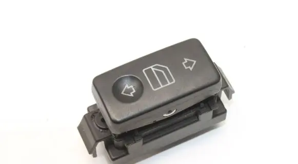 Mercedes-Benz S W220 Electric window control switch A2208213379