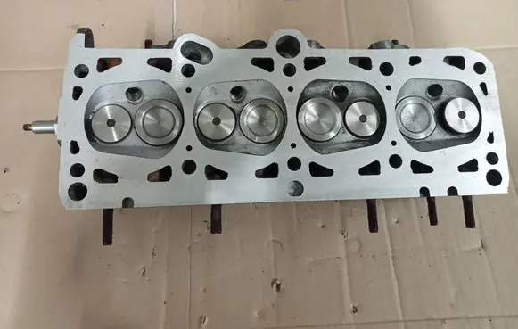 Seat Toledo I (1L) Engine head 05010337314