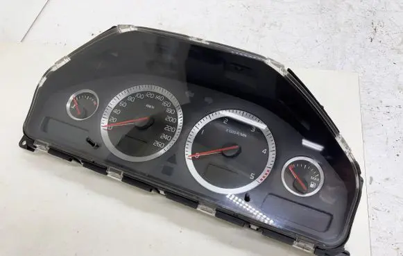 Volvo V70 Speedometer (instrument cluster) 30728791