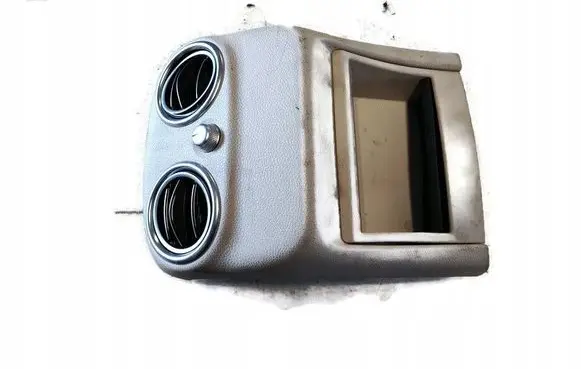 Mercedes-Benz C W205 Rear air vent grill A2058300501