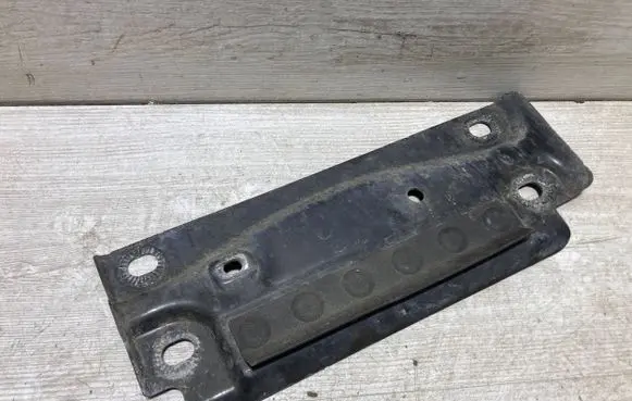 Audi A4 S4 B9 Muffler mount bracket/holder 8W0803183A