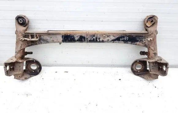 Renault Laguna II Rear subframe 