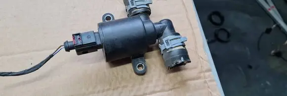 Audi A4 S4 B9 8W Electric auxiliary coolant/water pump 4H0121671D