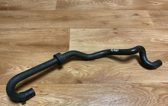 BMW 5 E60 E61 Engine coolant pipe/hose 6910758