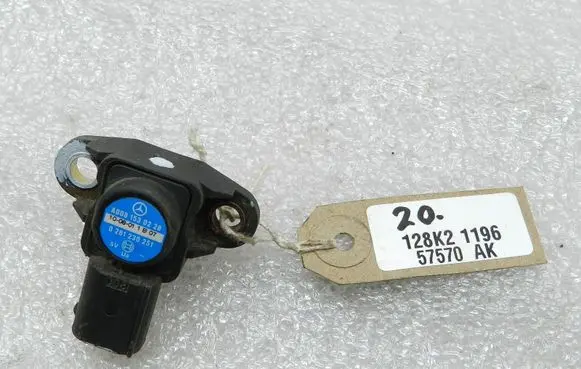 Mercedes-Benz E W212 Air pressure sensor A0081530228 0261230251