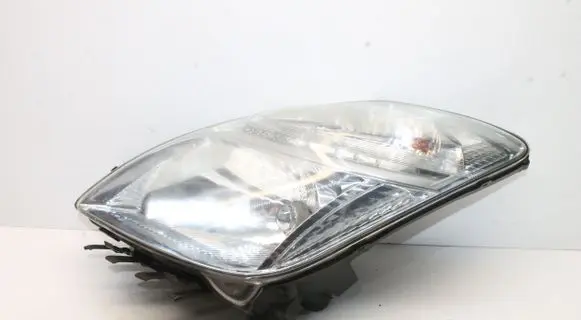 Toyota Prius (XW20) Headlight/headlamp