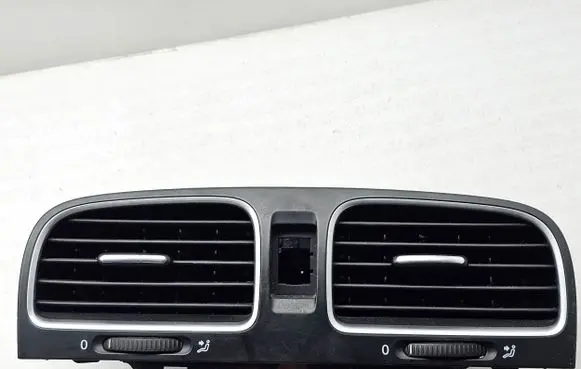Volkswagen Golf VI Dash center air vent grill 5K0819728N 5K0815735